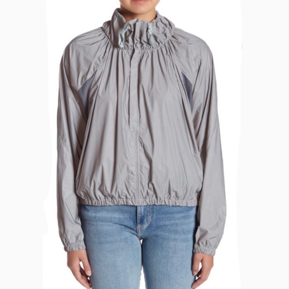 WOMENS FP MOVEMENT SILVER REFLECTIVE AURORA JACKET SIZE LARGE - Picture 4 of 4